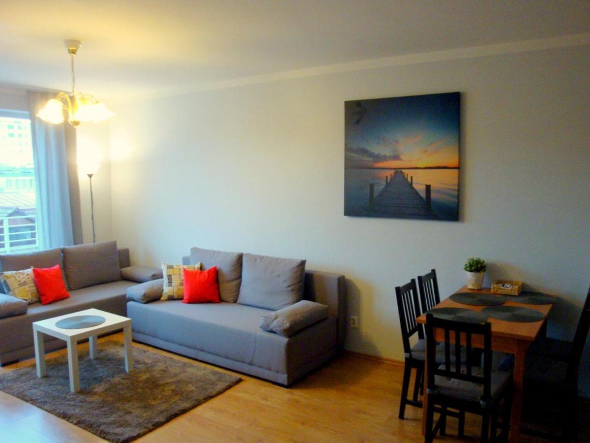 Livingroom_Wroc_Mosiezna Wroclaw Ruang foto